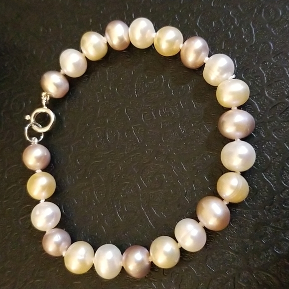 Freshwater Pearls Bracelet - Picture 5 of 6